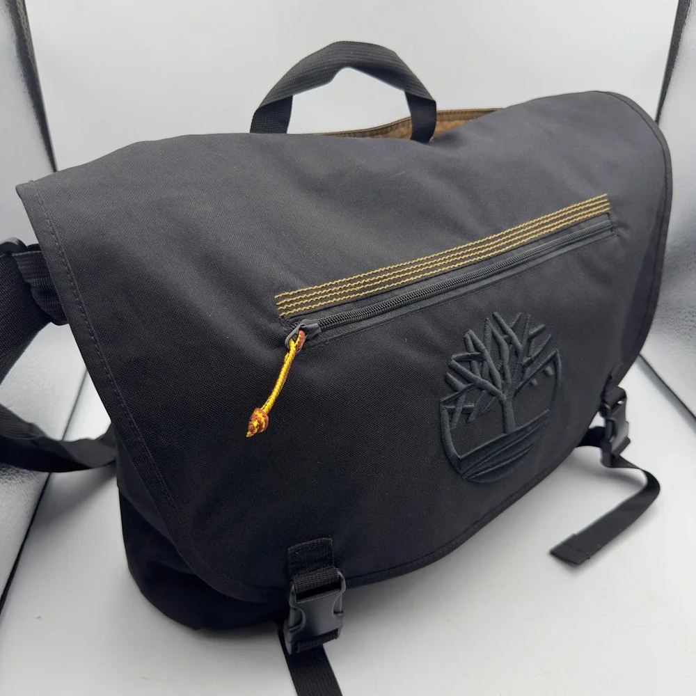 Timberland Messenger Bag Black Crossbody Y2K OS Laptop Commuter Travel Rugged